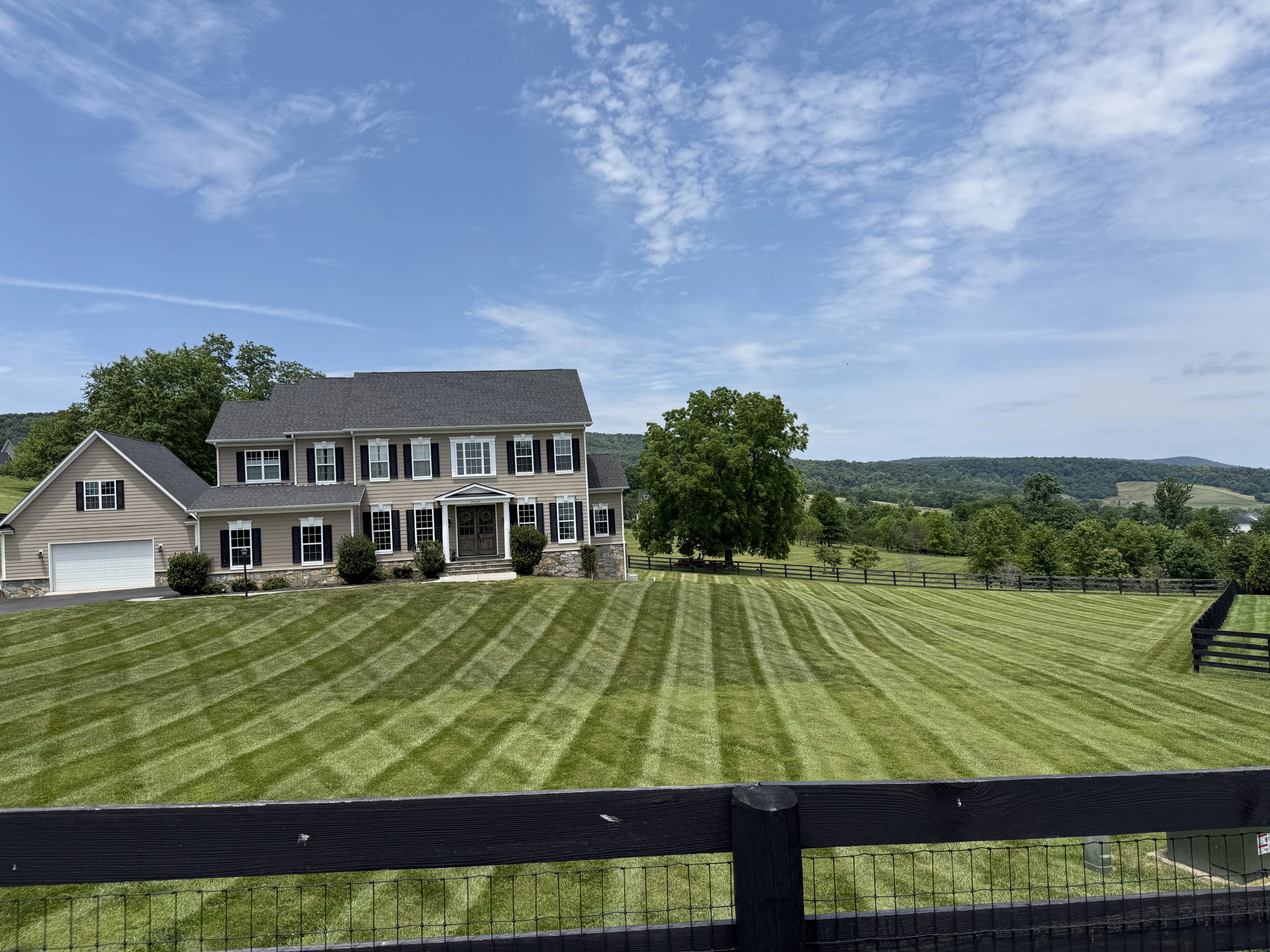Professional lawn mowing service in Northern Virginia